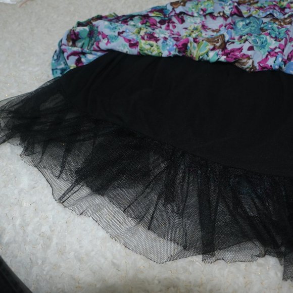 SAPA Floral Dress - Picture 9 of 10